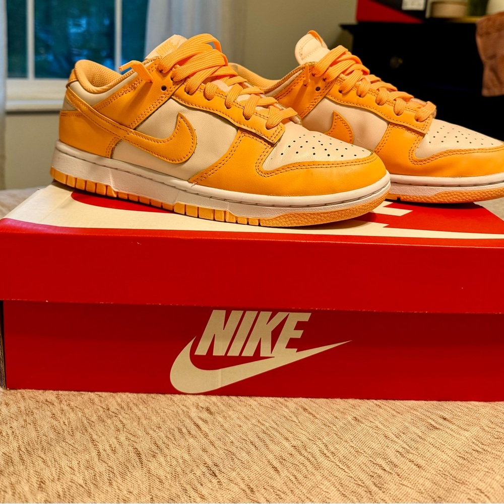 Women’s Nike Dunk Low ‘Peach cream’